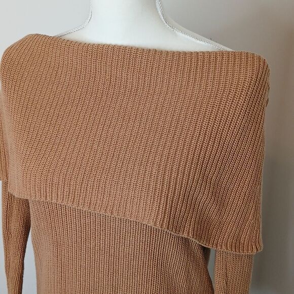 Women's Lovers + Friends Tan Fold Down Sweater Size Small - Picture 4 of 8